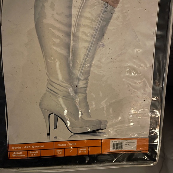 Pleaser Glossy White Platform Boots - Picture 3 of 6